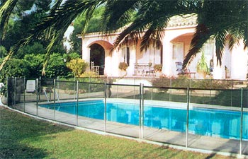 Barrières de sécurité piscine